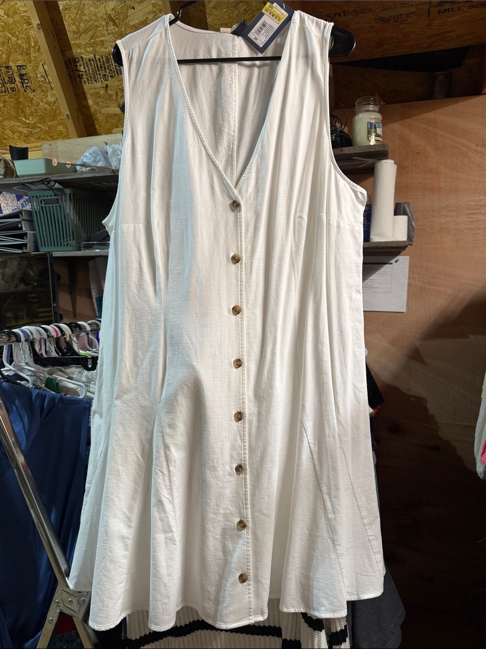 Target White Sleeveless Button-Front Knit Top